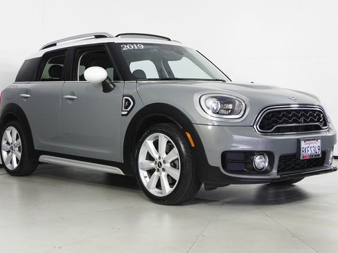 Used 2019 MINI Cooper Countryman S w/ Premium Package image 4