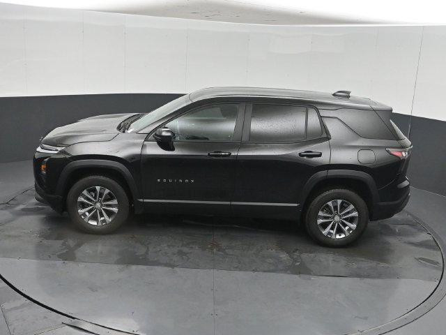 Used 2026 Chevrolet Equinox LT AWD/4WD image 47