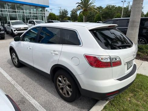 Used 2011 MAZDA CX-9 Touring w/ Moonroof & Bose Audio Pkg FWD image 4
