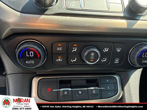 Used 2023 GMC Acadia Denali w/ Denali Ultimate Package AWD/4WD image 15