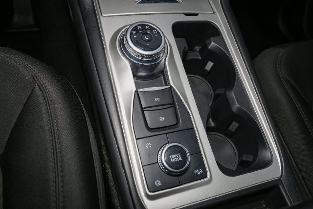 Used 2023 Ford Explorer XLT AWD/4WD image 27
