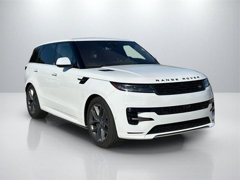 Used 2023 Land Rover Range Rover Sport SE Dynamic image 3