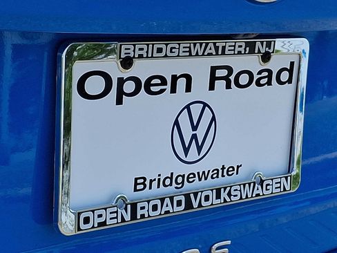 Used 2023 Volkswagen Taos SE AWD/4WD image 30