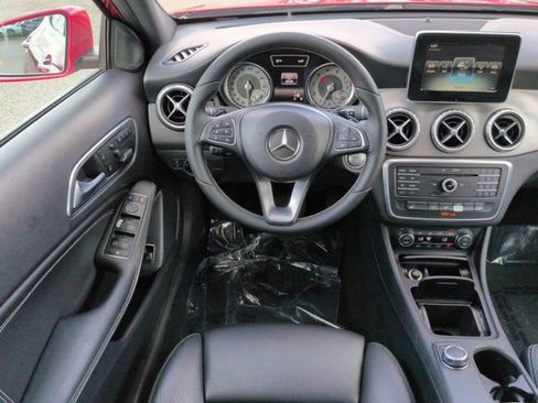 Used 2016 Mercedes-Benz GLA 250 image 16