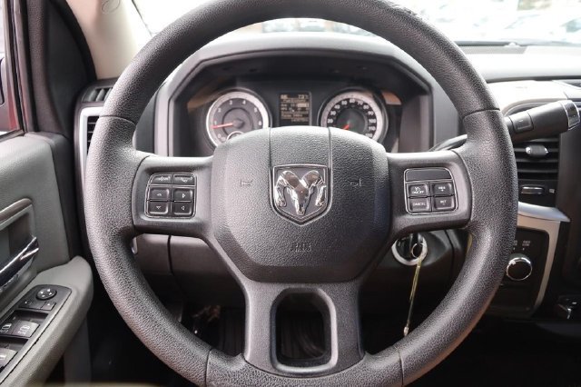 Used 2016 RAM 2500 SLT AWD/4WD image 11