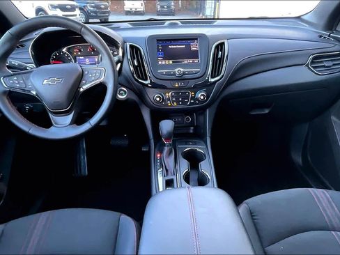 Used 2023 Chevrolet Equinox RS image 16