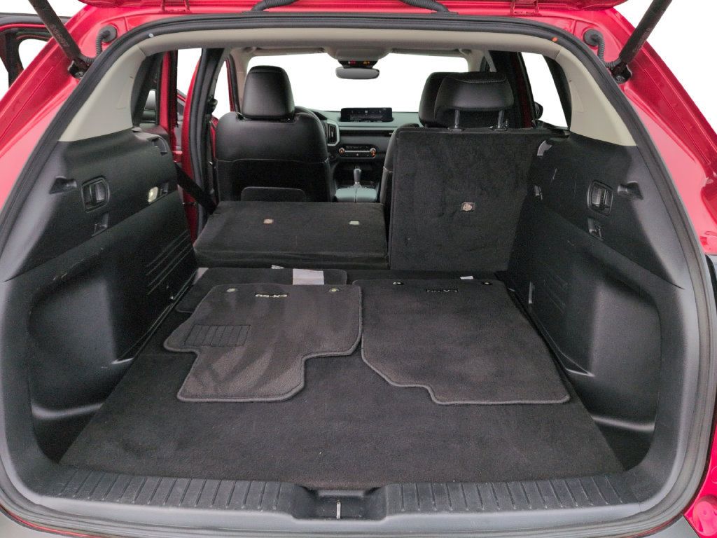 Used 2025 MAZDA CX-50 AWD 2.5 S w/ Premium Package image 28