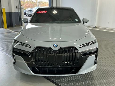 Used 2026 BMW 740i xDrive AWD/4WD image 25