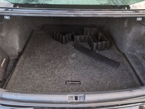 Used 2018 Volkswagen Passat 2.0T R-Line image 22