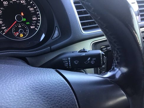 Used 2015 Volkswagen Passat 1.8T Limited Edition image 28