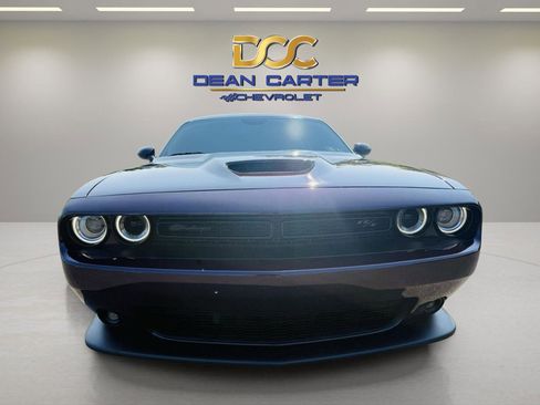 Used 2022 Dodge Challenger R/T w/ Blacktop Package image 10