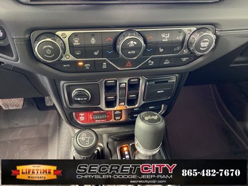 New 2026 Jeep Wrangler Unlimited Rubicon 392 image 24