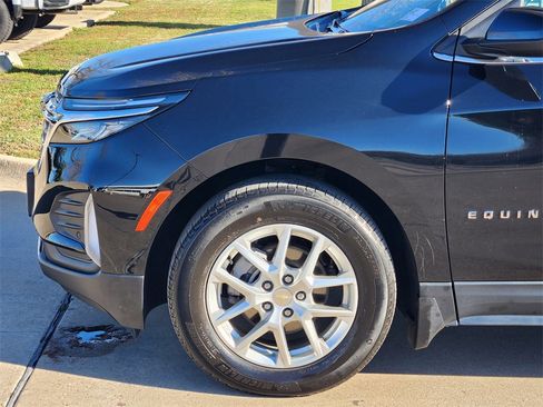 Used 2023 Chevrolet Equinox LT image 9