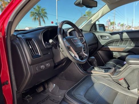 Used 2021 GMC Canyon Denali image 14