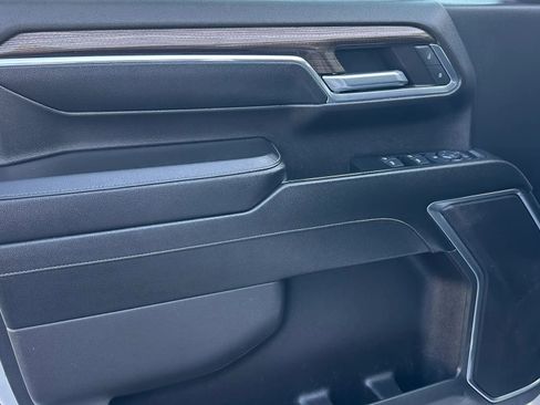 Used 2024 Chevrolet Silverado 2500 LT image 16