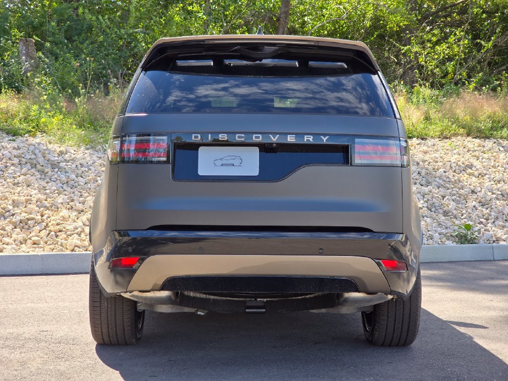 New 2026 Land Rover Discovery Limited Edition AWD/4WD image 5