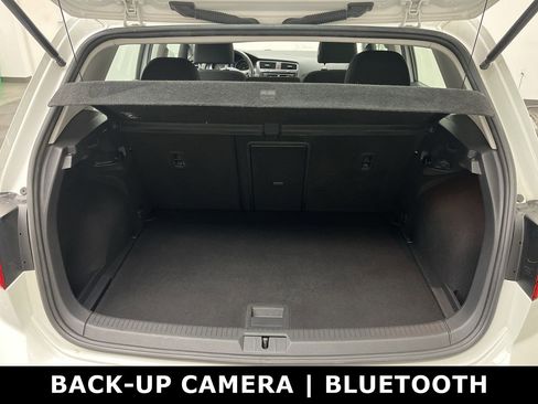 Used 2020 Volkswagen Golf 4-Door image 25