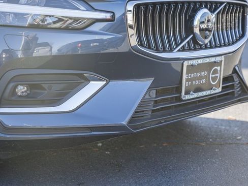 Certified 2023 Volvo S60 B5 Ultimate w/ Climate Package image 11