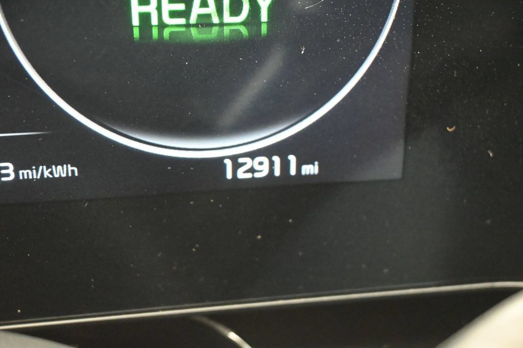 Certified 2024 Kia Niro Wind w/ Wind Preserve Package FWD image 15