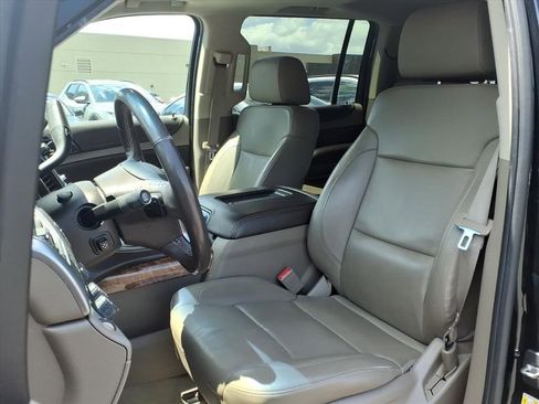 Used 2016 Chevrolet Suburban LTZ AWD/4WD image 3