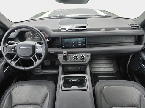 Used 2023 Land Rover Defender 110 X-Dynamic SE AWD/4WD image 9