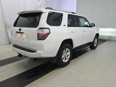 Used 2024 Toyota 4Runner SR5 Premium w/ Moonroof Package AWD/4WD image 4