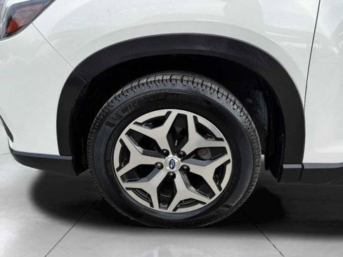 Used 2020 Subaru Forester Premium AWD/4WD image 60