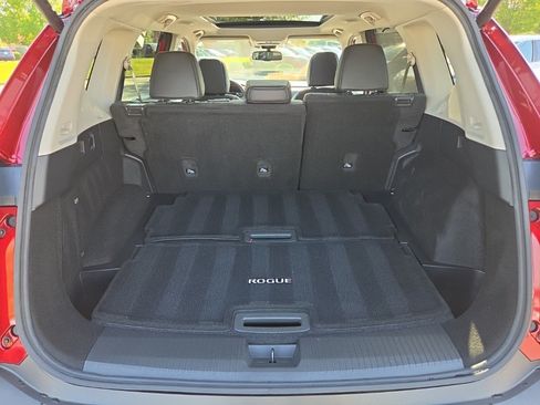 Used 2021 Nissan Rogue SL FWD image 29