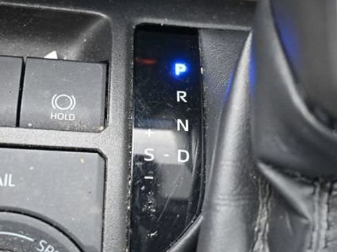 Used 2021 Toyota RAV4 Limited AWD/4WD image 38
