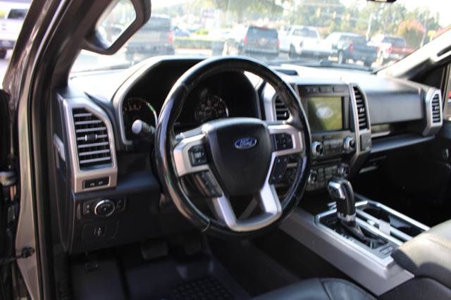 Used 2017 Ford F150 Platinum w/ Equipment Group 701A Luxury AWD/4WD image 22