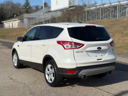 Used 2016 Ford Escape SE AWD/4WD image 6