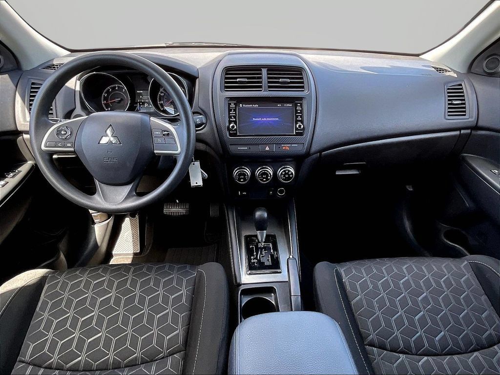Used 2024 Mitsubishi Outlander Sport AWD image 9