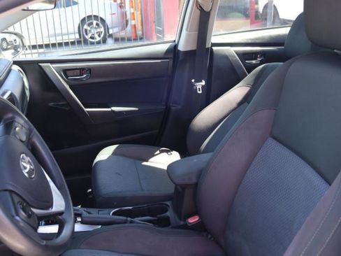 Used 2018 Toyota Corolla LE FWD image 21