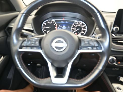 Certified 2024 Nissan Altima 2.5 SR FWD image 13