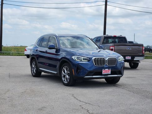 Used 2022 BMW X3 sDrive30i RWD image 3