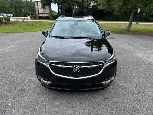 Used 2018 Buick Enclave Avenir AWD/4WD image 2