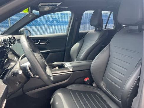 Used 2026 Mercedes-Benz GLC 300 image 12