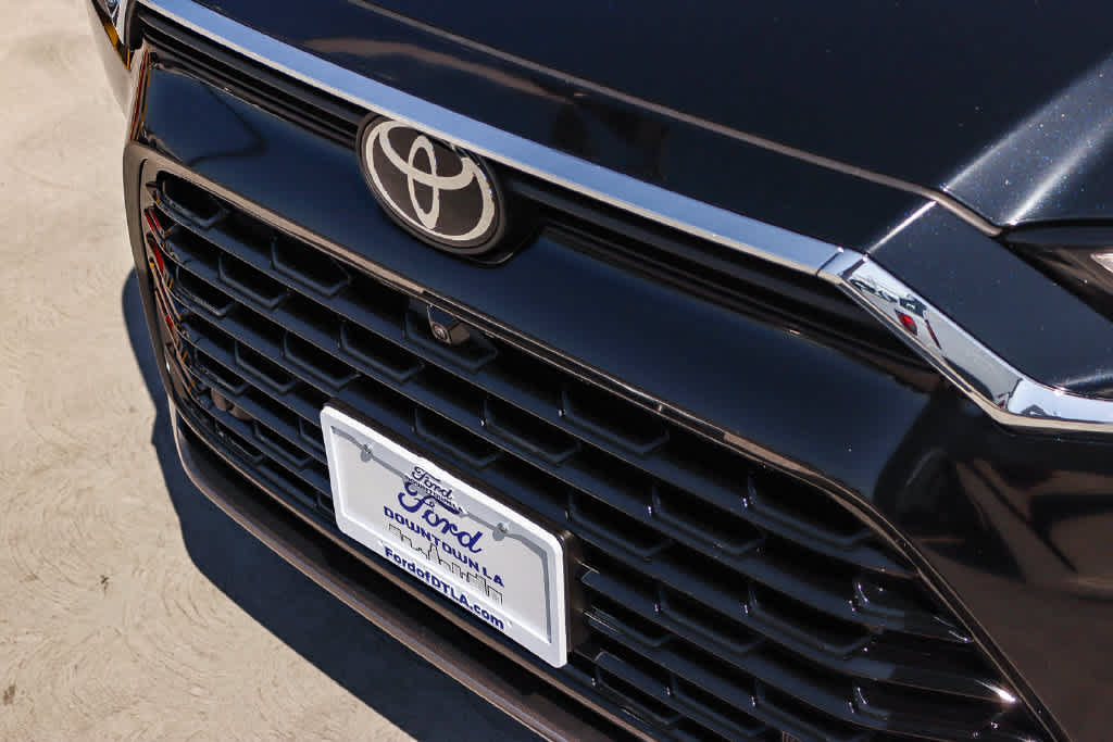 Used 2026 Toyota Grand Highlander AWD image 8