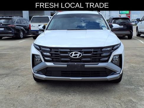 Used 2025 Hyundai Tucson SE FWD image 3