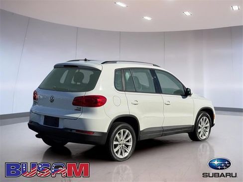 Used 2017 Volkswagen Tiguan Limited w/ Premium Package image 4