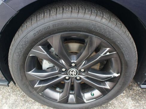 Used 2023 Toyota Sienna XSE image 26