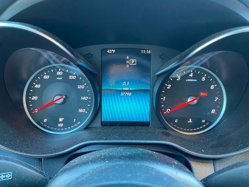 Used 2019 Mercedes-Benz C 300 4MATIC Coupe image 11