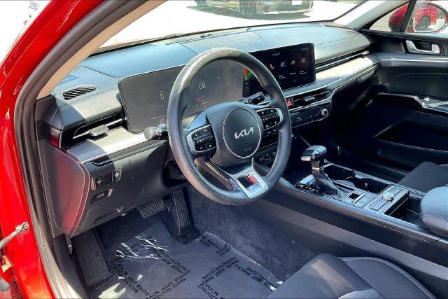 Used 2025 Kia K5 LXS FWD image 14