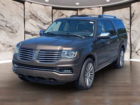 Used 2015 Lincoln Navigator L 2WD w/ Equipment Group 101A Reserve image 1