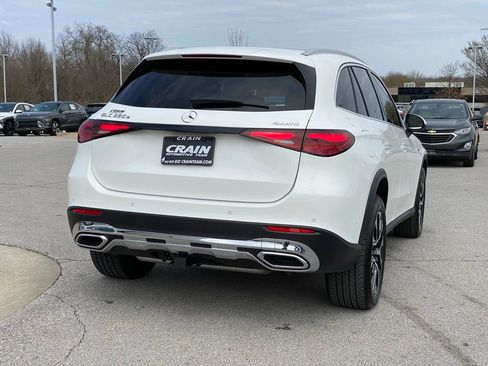 Used 2025 Mercedes-Benz GLC 350e GLC 350e image 8