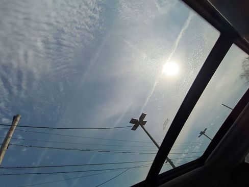 Certified 2021 Jeep Compass Latitude w/ Sun and Sound Group image 22