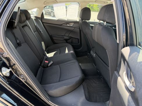 Used 2017 Honda Civic EX-T image 9