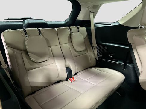 Used 2022 Ford Explorer Limited w/ Equipment Group 301A image 28