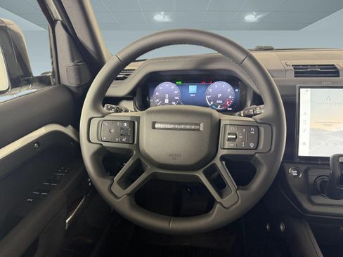 New 2026 Land Rover Defender 110 X-Dynamic SE AWD/4WD image 11