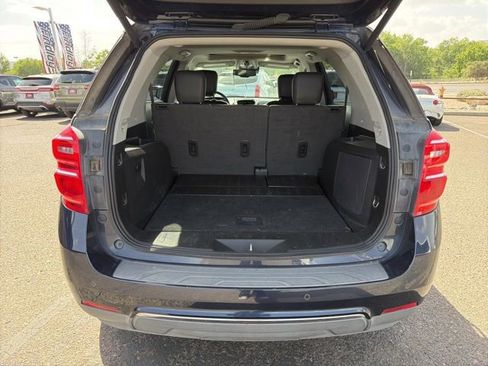 Used 2017 Chevrolet Equinox Premier w/ Enhanced Convenience Package FWD image 6